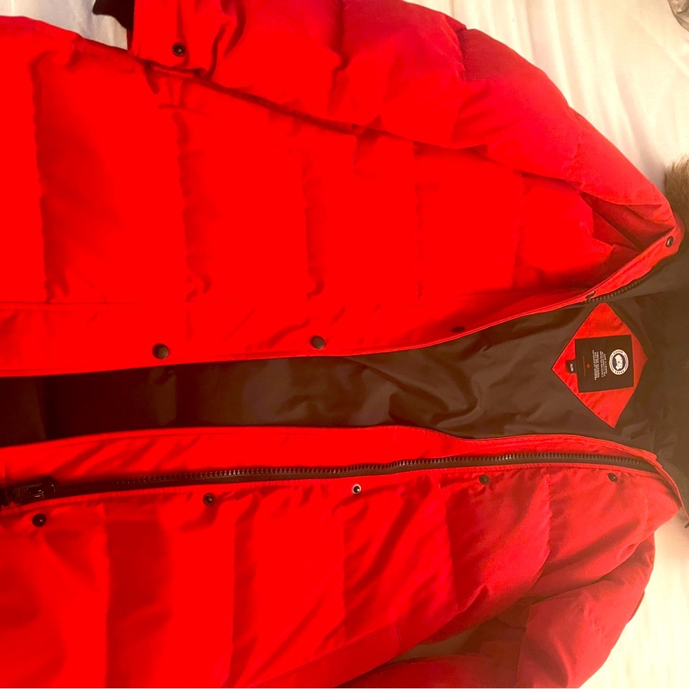 Gently used womens or mens Canada Goose coat